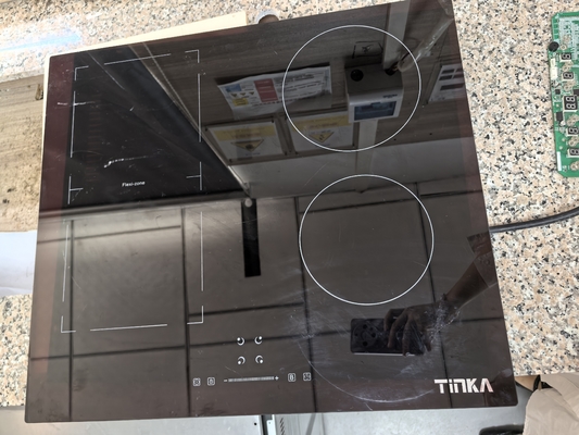 Cửa nướng gốm 60cm Đốt bếp điện Cửa nướng bằng kính đen với 4 khu vực nấu ăn